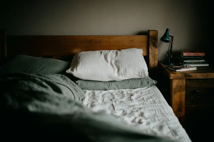Linen vs Silk Bedsheets: Which is the Healthiest Choice?